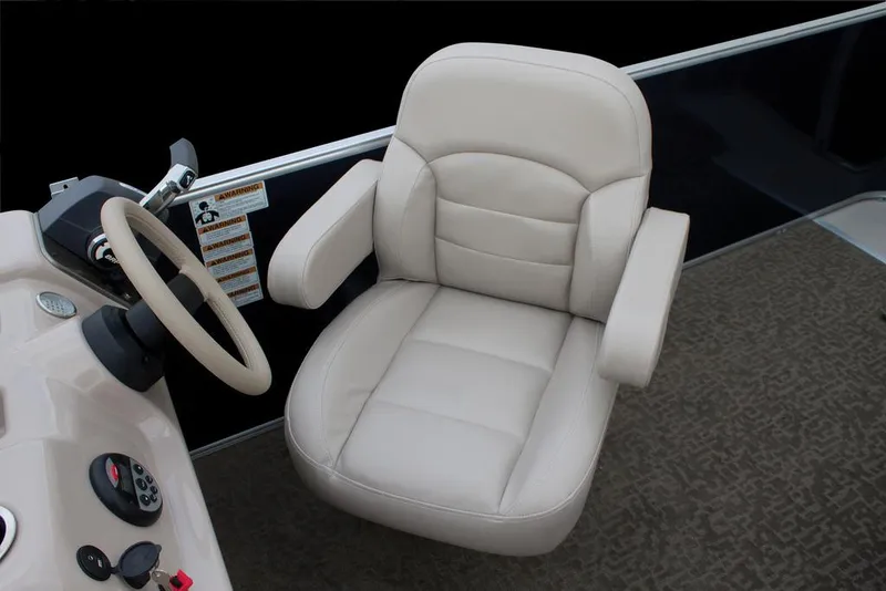 Slide: The Image of Manufacturer Provided Image: Captain's chair of 2016 Sylvan Mirage Cruise 8522 LZ pontoon boat. - 10