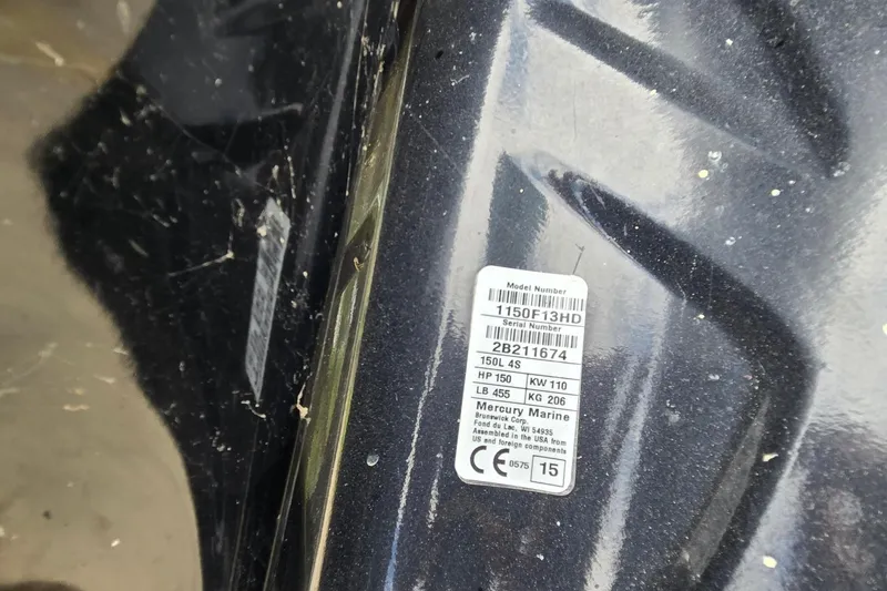 Slide: The Image of Label on a 2016 Sylvan Mirage Cruise 8522 LZ boat, showing model and serial numbers. - 4