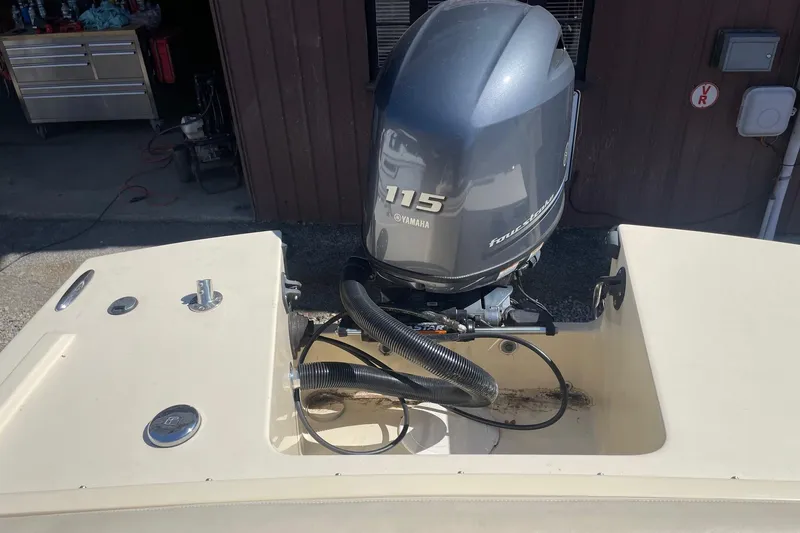 Slide: The Image of 2018 Rossiter 17 Closed Deck boat with Yamaha 115 outboard motor. - 17