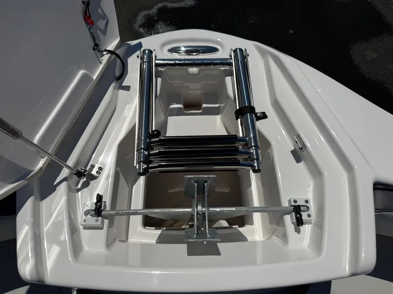 Slide: The Image of Yamaha AR250 2022 - 39