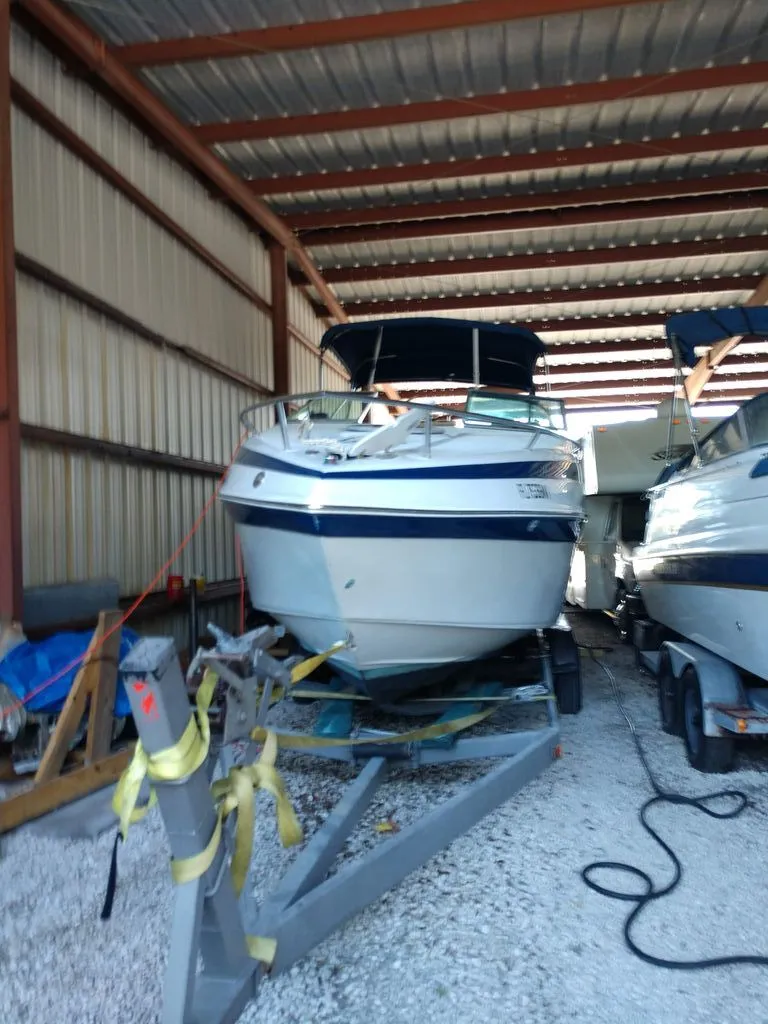 Slide: The Image of Crownline Boats 235 CCR 2005 - 2