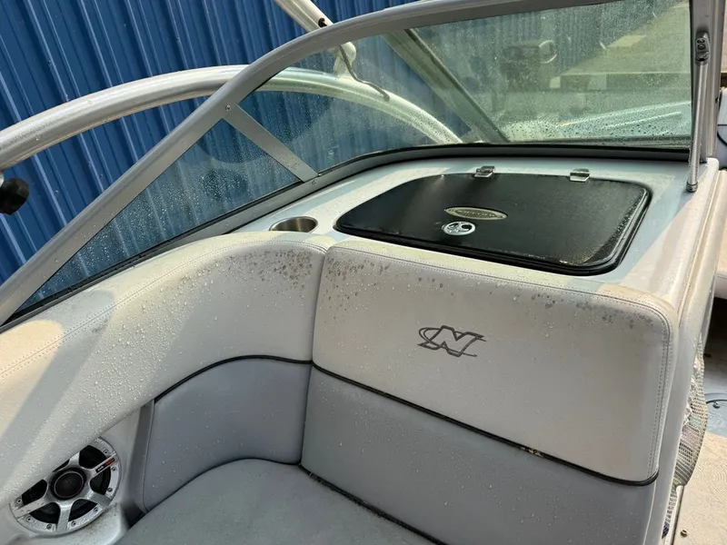 Slide: The Image of Nautique 211 2007 - 10