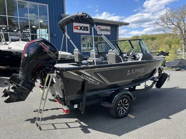 Slide: The Image of Lund 1775 Impact XS Sport 2025 - 13