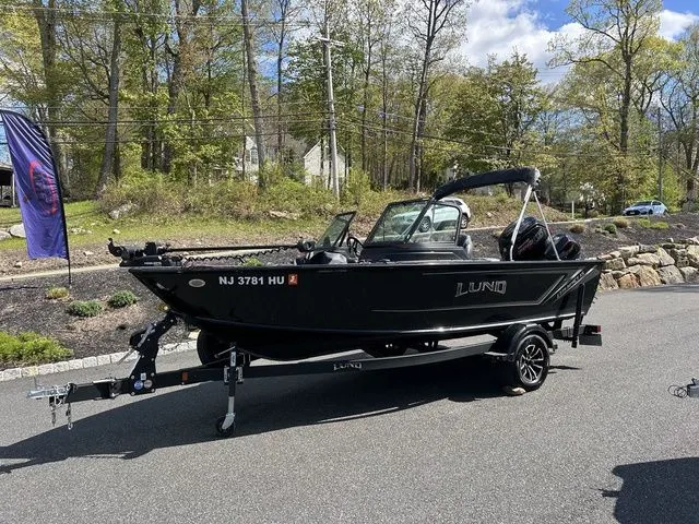 Slide: The Image of Lund 1775 Impact XS Sport 2025 - 17