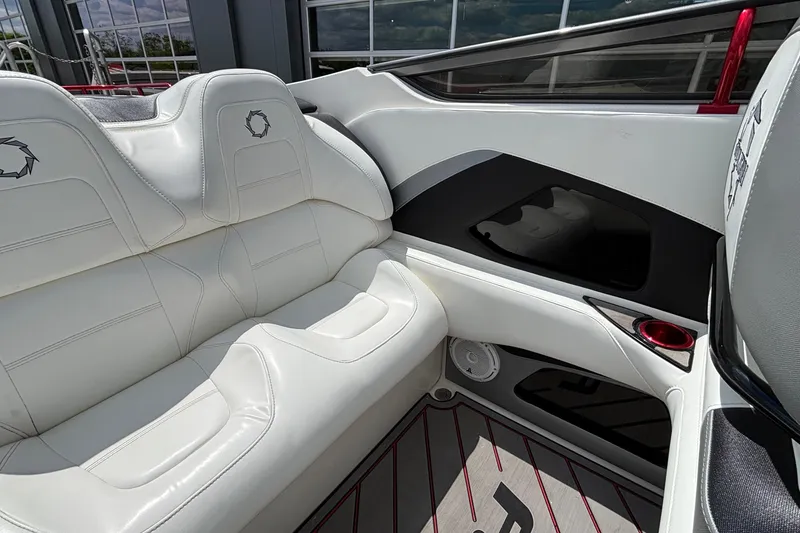 Slide: The Image of Interior of a 2007 Fountain 42 Lightning boat with white leather seating. - 11
