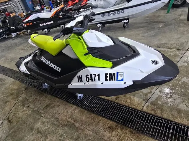 Slide: The Image of Sea-Doo Spark 3-Up Rotax 900 ACE CONV With Ibr 2023 - 3