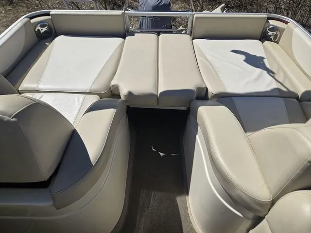 Slide: The Image of Godfrey Aquapatio 240 SL 2012 - 17