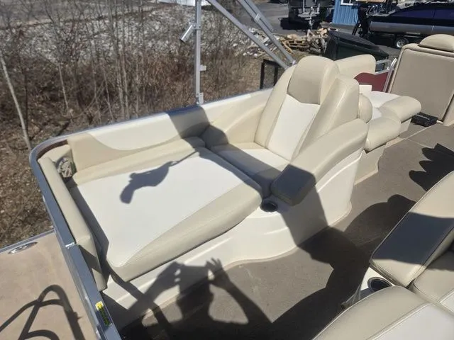 Slide: The Image of Godfrey Aquapatio 240 SL 2012 - 9