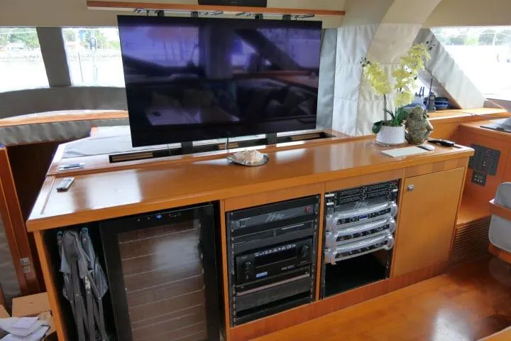 Slide: The Image of Interior of 2014 Tayana Isara 50 yacht with entertainment system and modern decor. - 15