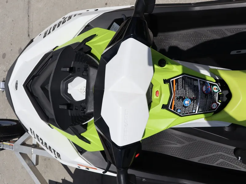 Slide: The Image of Sea-Doo 2023 - 11