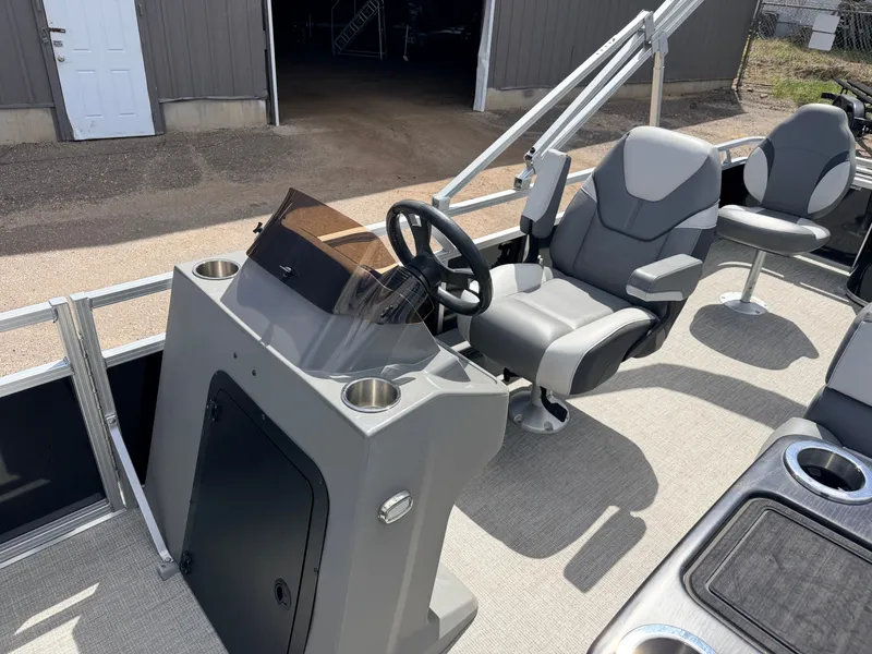 Slide: The Image of Tahoe Sport 2385 Rear Fish & 90HP Honda 4Stroke -$33,995 2024 - 21
