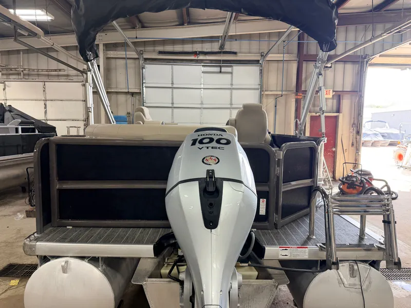 Slide: The Image of Premier 220 SunSation & 100HP Honda 4Stroke - $29,995 2020 - 36