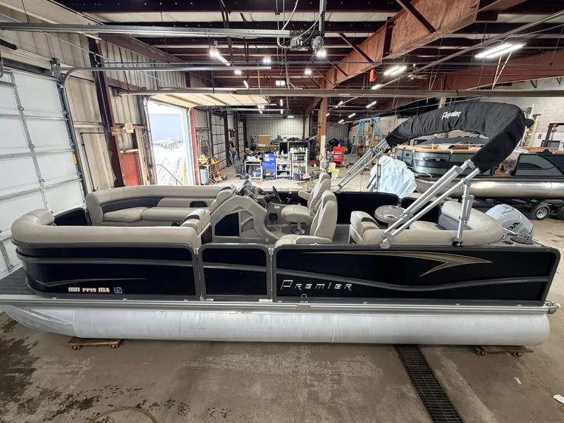 Slide: The Image of Premier 220 SunSation & 100HP Honda 4Stroke - $29,995 2020 - 4
