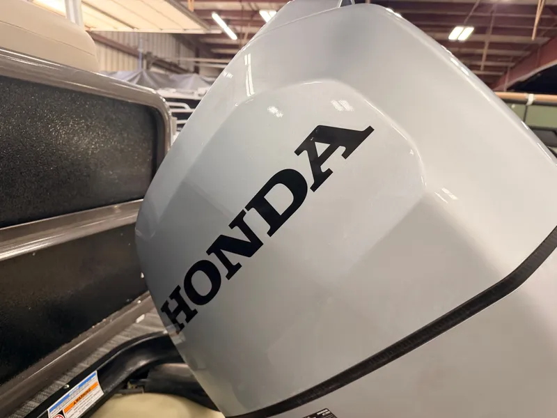 Slide: The Image of Premier 220 SunSation & 100HP Honda 4Stroke - $29,995 2020 - 58
