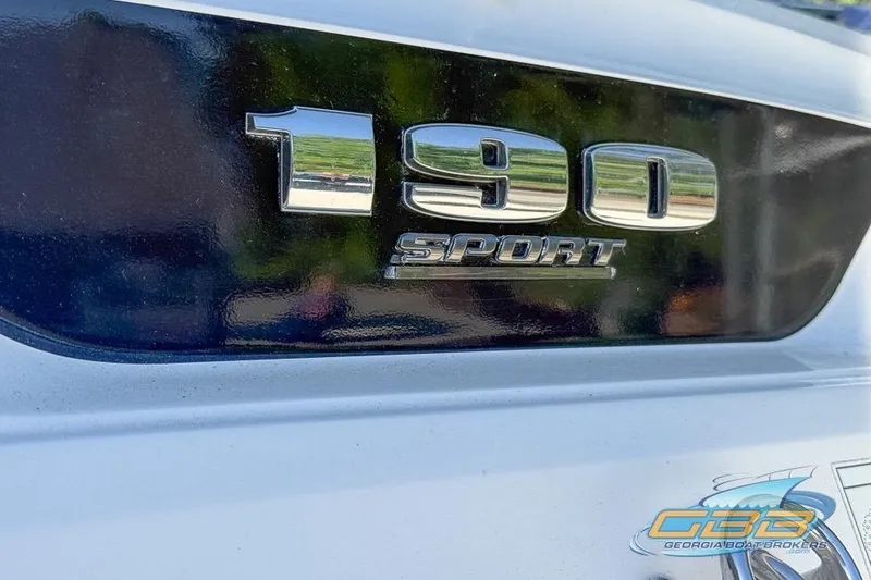 Slide: The Image of Close-up of 2014 Sea Ray 190 Sport boat emblem. - 11