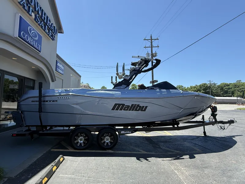 Slide: The Image of 2026 Malibu 26LSV boat at Arrowhead Boat Sales. - 22