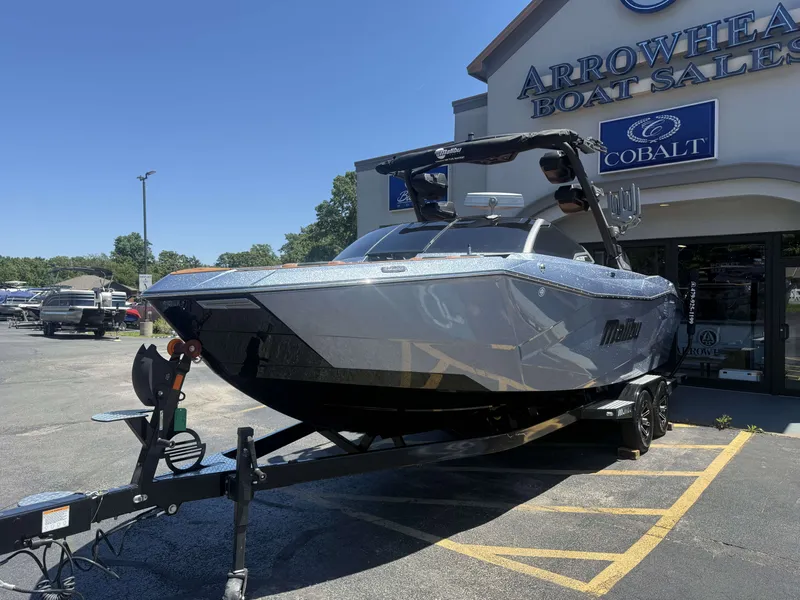 Slide: The Image of 2026 Malibu 26LSV boat at Arrowhead Boat Sales. - 36
