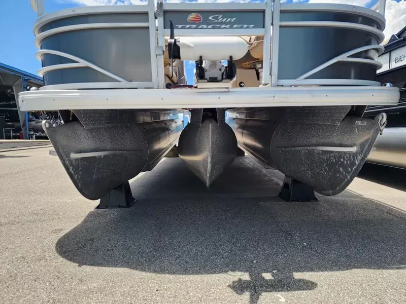 Slide: The Image of Underside view of a 2022 Sun Tracker 22 DLX pontoon boat. - 4