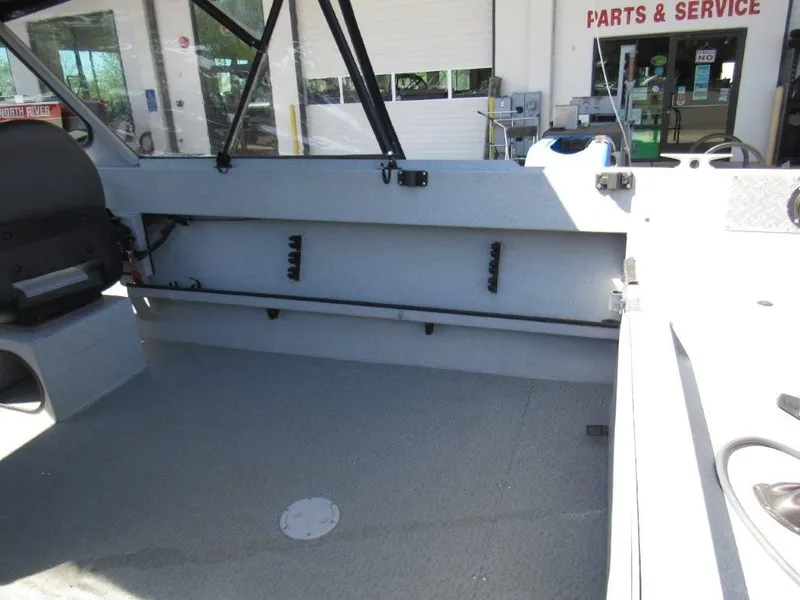 Slide: The Image of Hewescraft 160 Sportsman 2004 - 10