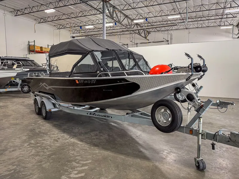 Slide: The Image of North River 24 Commander 2014 - 5