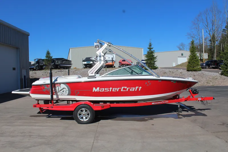 The Image of MasterCraft X-14V 2009 - 1