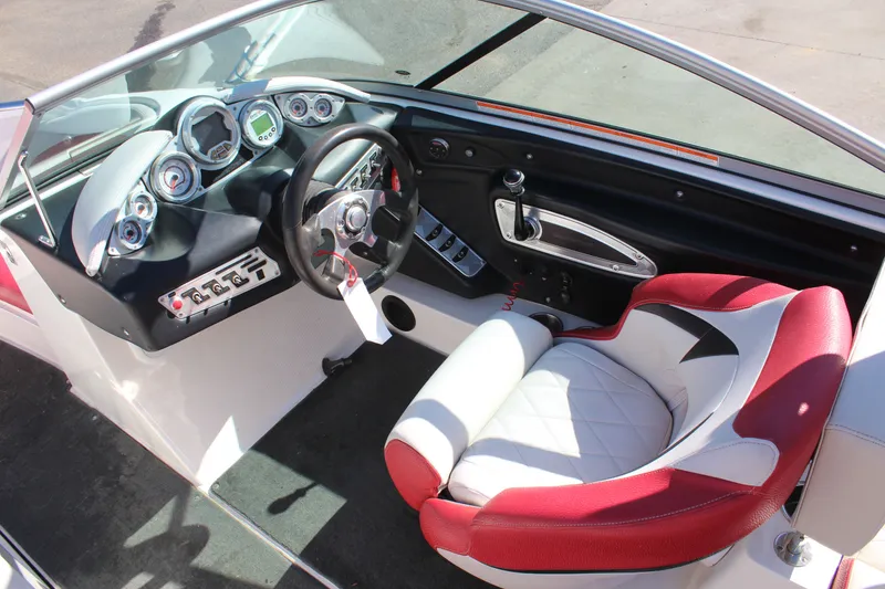 Slide: The Image of MasterCraft X-14V 2009 - 10