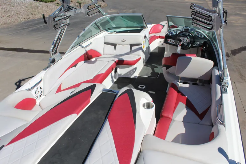 Slide: The Image of MasterCraft X-14V 2009 - 7