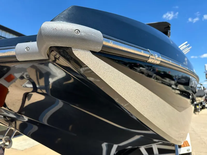 Slide: The Image of Tigé RZX3 2018 - 10