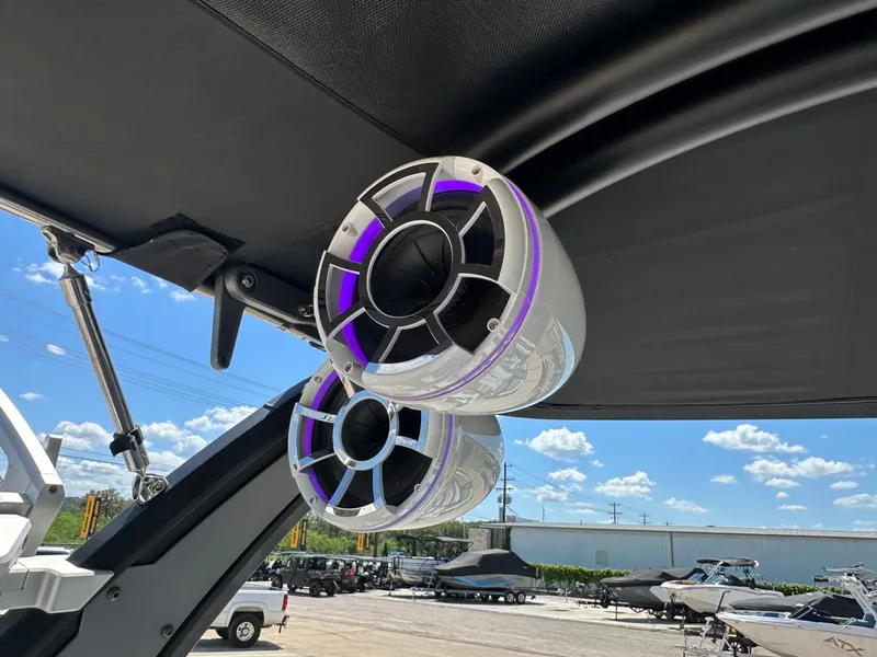 Slide: The Image of Tigé RZX3 2018 - 41