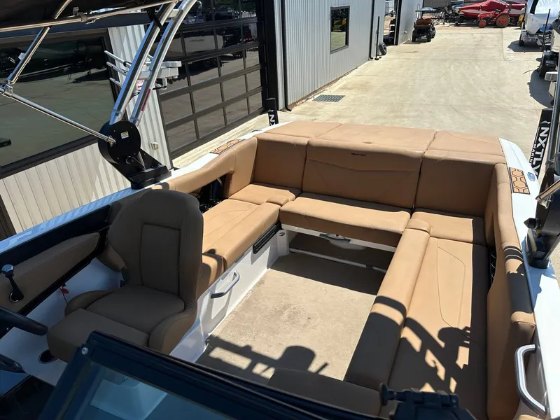 Slide: The Image of MasterCraft NXT22 2021 - 24