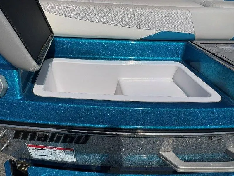 Slide: The Image of Malibu Wakesetter 22 VLX 2017 - 11