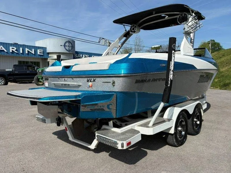 Slide: The Image of Malibu Wakesetter 22 VLX 2017 - 20