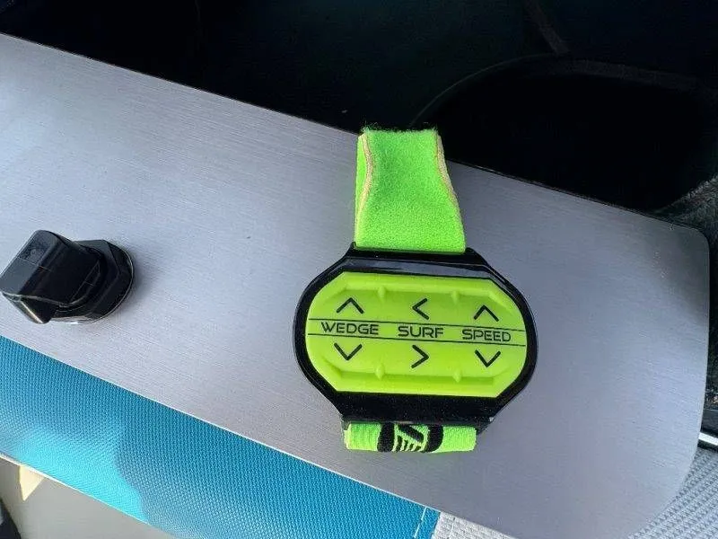Slide: The Image of Malibu Wakesetter 22 VLX 2017 - 31