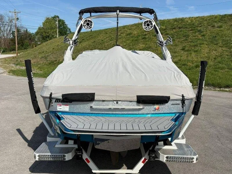 Slide: The Image of Malibu Wakesetter 22 VLX 2017 - 66
