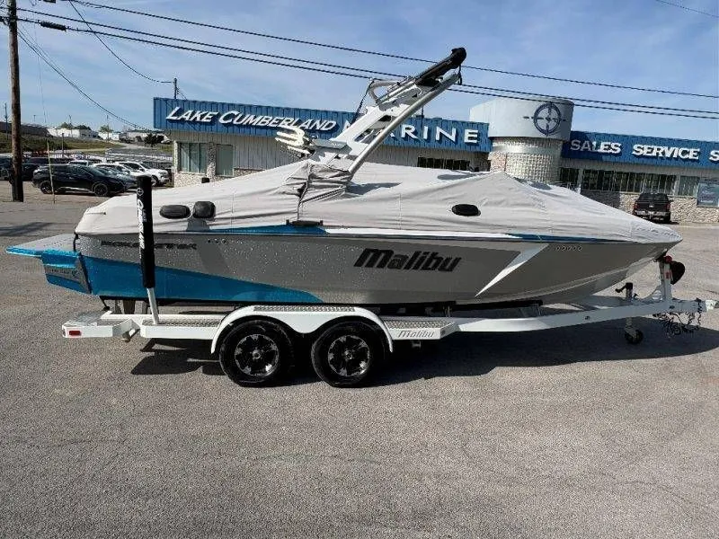 Slide: The Image of Malibu Wakesetter 22 VLX 2017 - 69