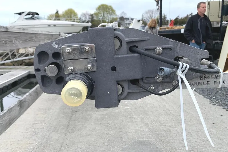 Slide: The Image of Mast base - 67