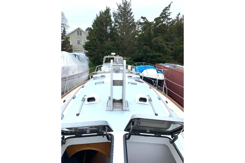 Slide: The Image of Mast tabernacle for ease of rigging - 64