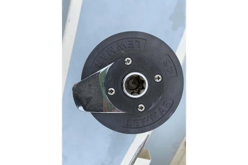 Slide: The Image of Lewmar winches - 61