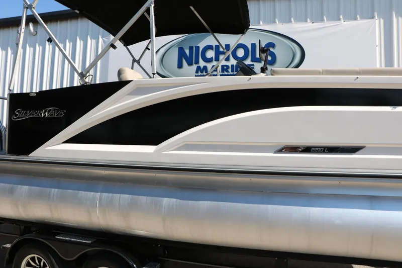 Slide: The Image of 2020 Silver Wave 2210 SW5 L pontoon boat at Nichols Marine dealership. - 17