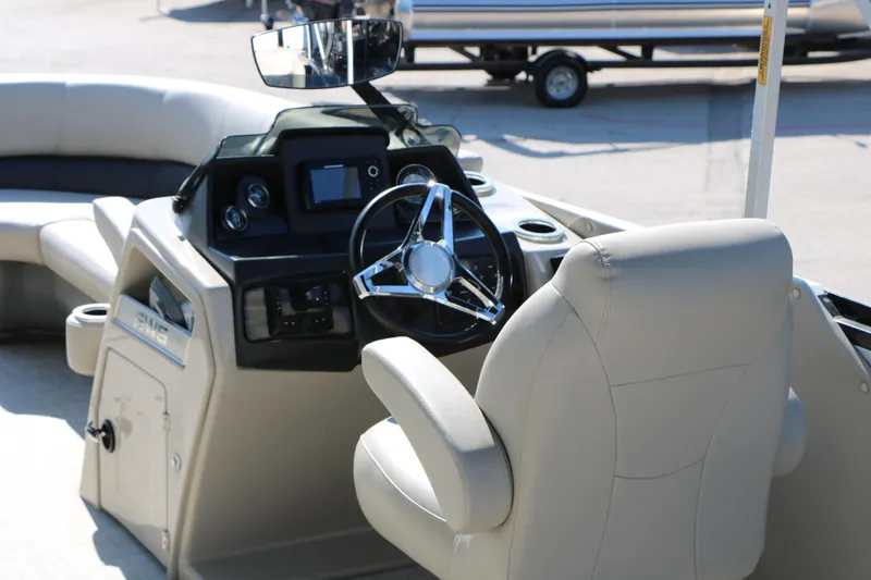 Slide: The Image of Interior of 2020 Silver Wave 2210 SW5 L boat with steering wheel and dashboard. - 26