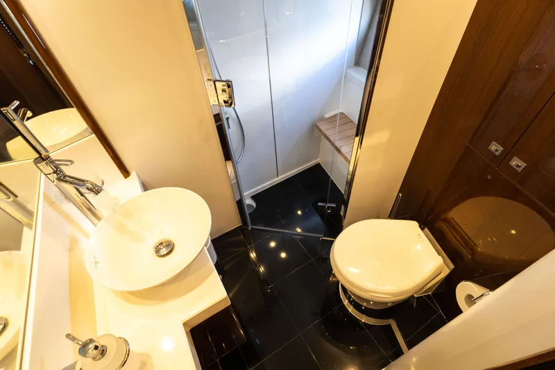 Slide: The Image of Luxurious bathroom on the 2014 Princess 64 Flybridge Yacht. - 32