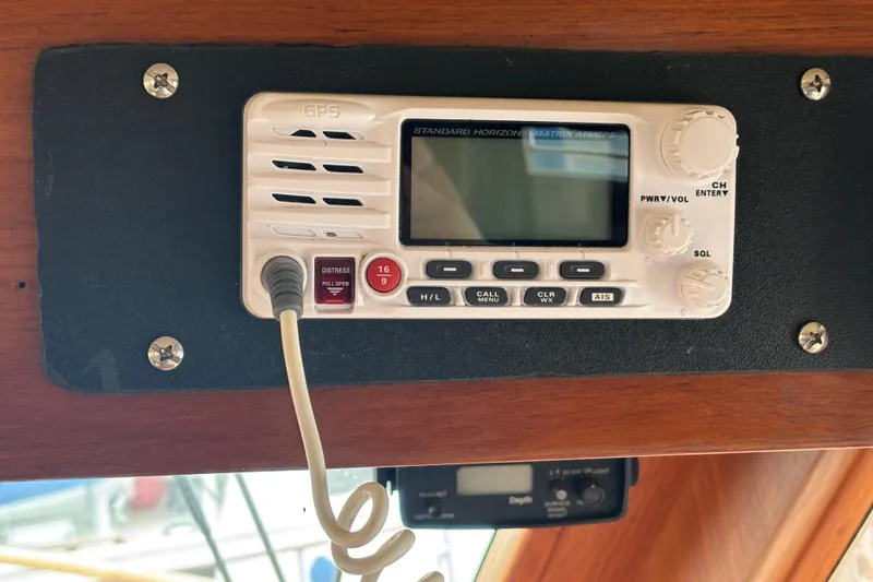 Slide: The Image of Standard Horizon marine radio on 1984 Ocean Alexander 38 Double Cabin yacht. - 24