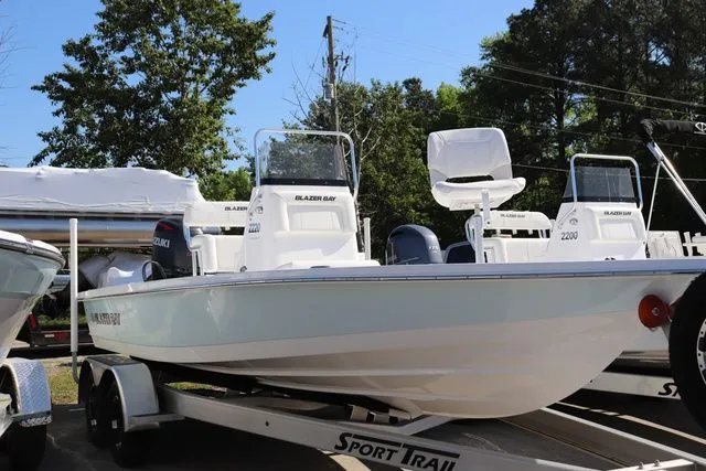 Slide: The Image of Blazer Bay Boat 2220 Fisherman 2024 - 4
