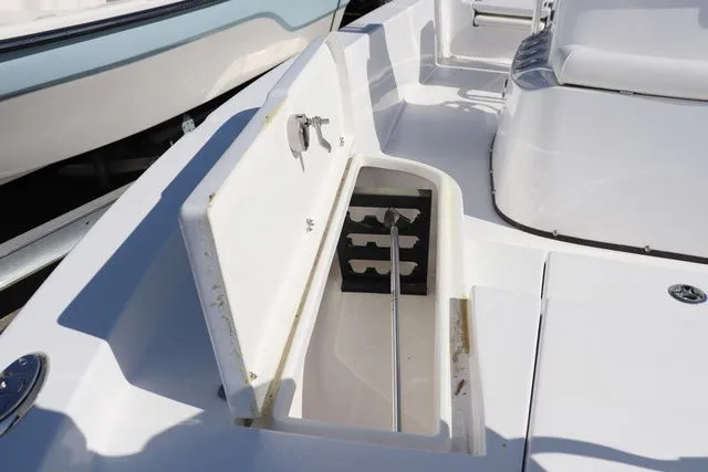 Slide: The Image of Blazer Bay Boat 2220 Fisherman 2024 - 7