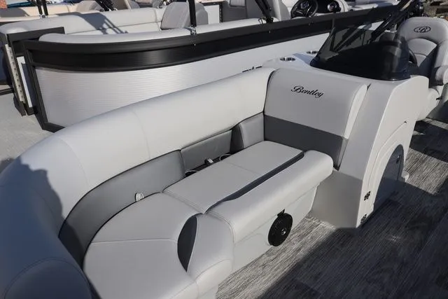 Slide: The Image of Bentley Pontoons Legacy Navigator 220 2026 - 3