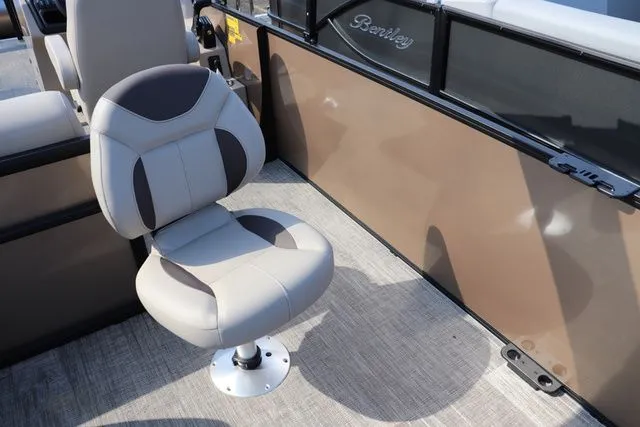 Slide: The Image of Bentley Pontoons Legacy 220 4 Point Fish 2026 - 9