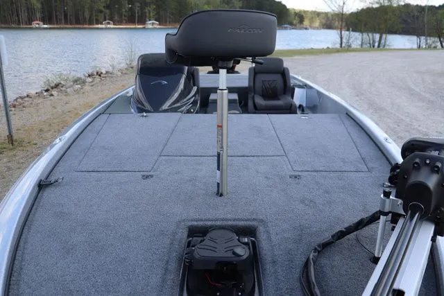 Slide: The Image of Falcon Boats F215 2026 - 3
