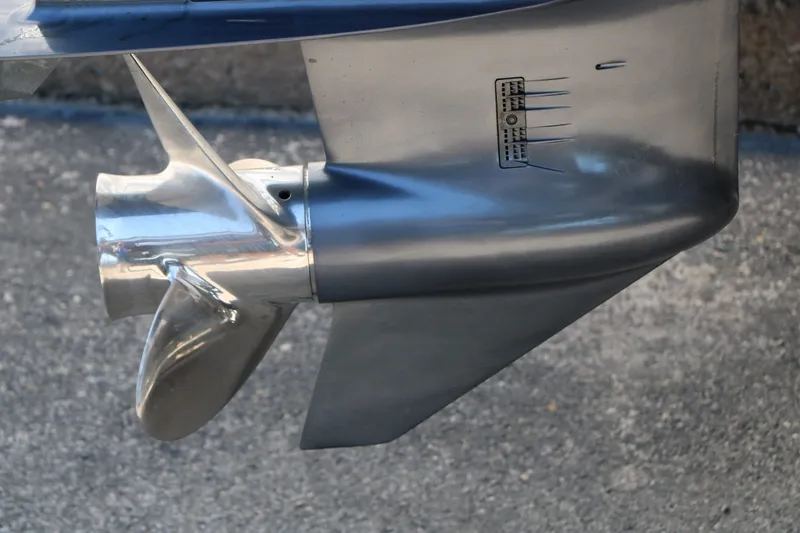 Slide: The Image of Silver Wave 2210 SW5 L Tri toon 2020 - 47