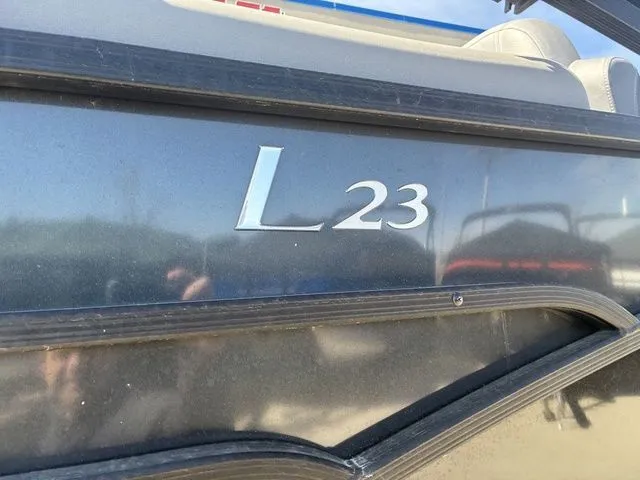 Slide: The Image of Close-up of Bennington 23LSR SPS boat hull, year 2022. - 5