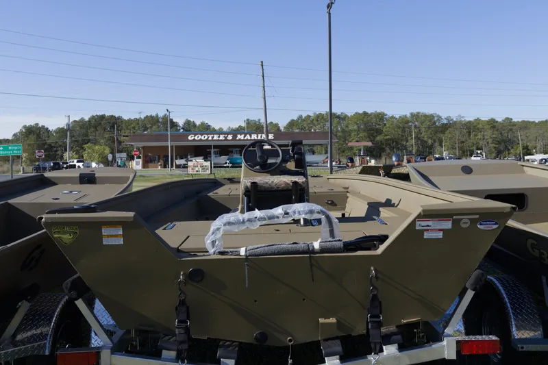 Slide: The Image of 2026 G3 Gator Tough 20 CC boat at Gootee's Marine dealership. - 7